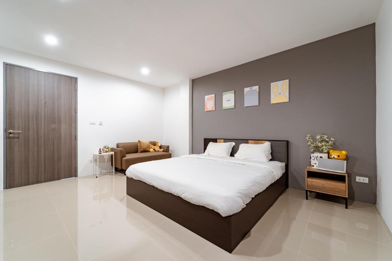 My Space69 Bangkok Esterno foto
